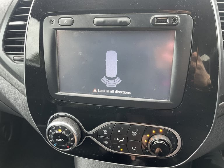 2018 Renault Captur 0.9 TCe ENERGY Dynamique S Nav SUV 5dr Petrol Manual Euro 6 (s/s) (90 ps) HAT...