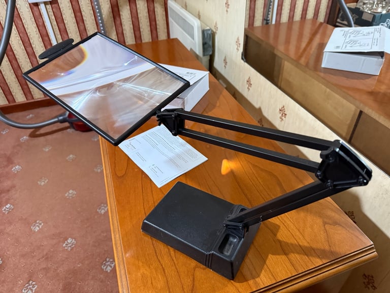 image for TABLE TOP MAGNIFIER