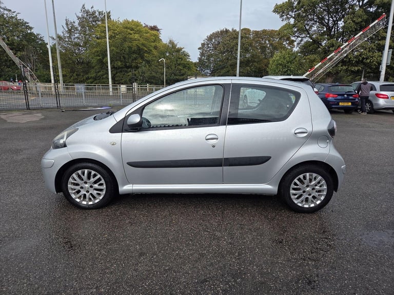 2010 Toyota AYGO 1.0 VVT-i Platinum 5dr [AC] MMT HATCHBACK PETROL Automatic