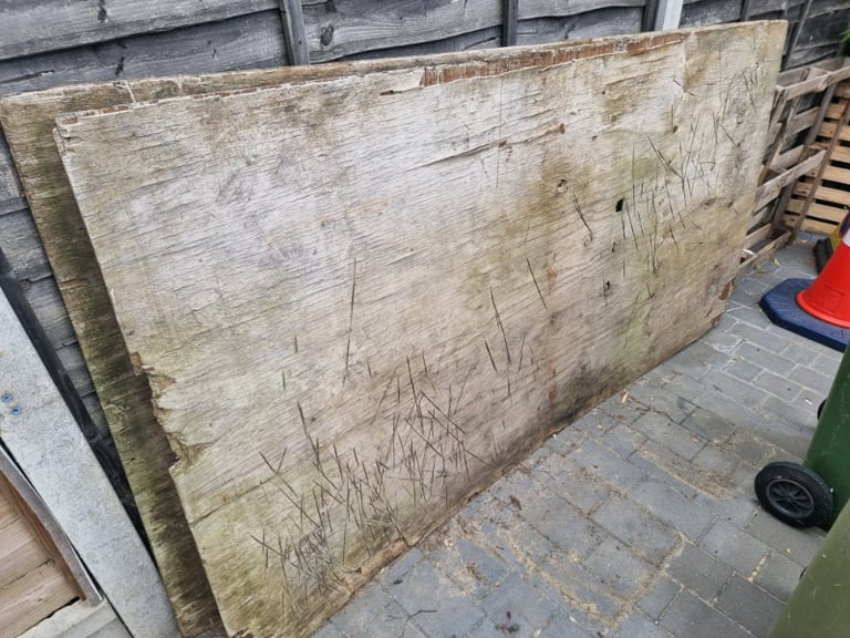 8x4 sheet wood free collection today