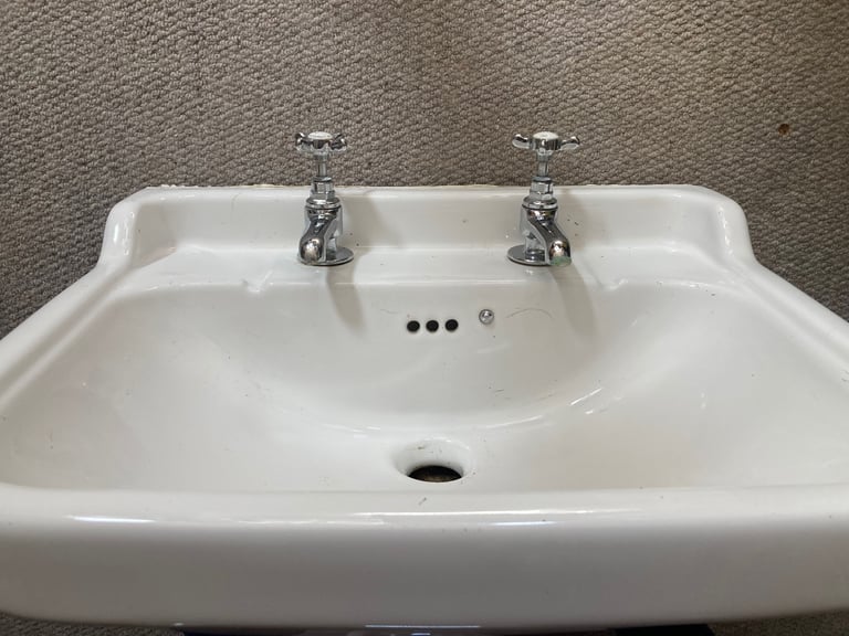 Victorian style pedestal basin with taps