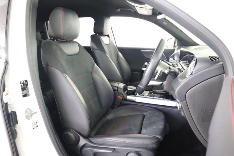 2020 Mercedes-Benz GLB 2.0 GLB220d AMG Line (Premium) 8G-DCT 4MATIC Euro 6 (s/s) 5dr ESTATE Diese...