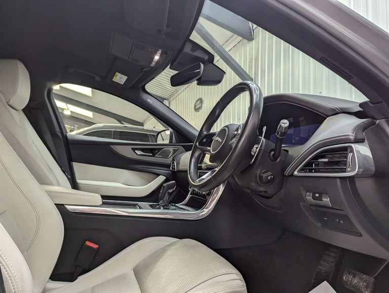 2020 Jaguar XE 2.0d R-Dynamic S 4dr Auto SALOON DIESEL Automatic