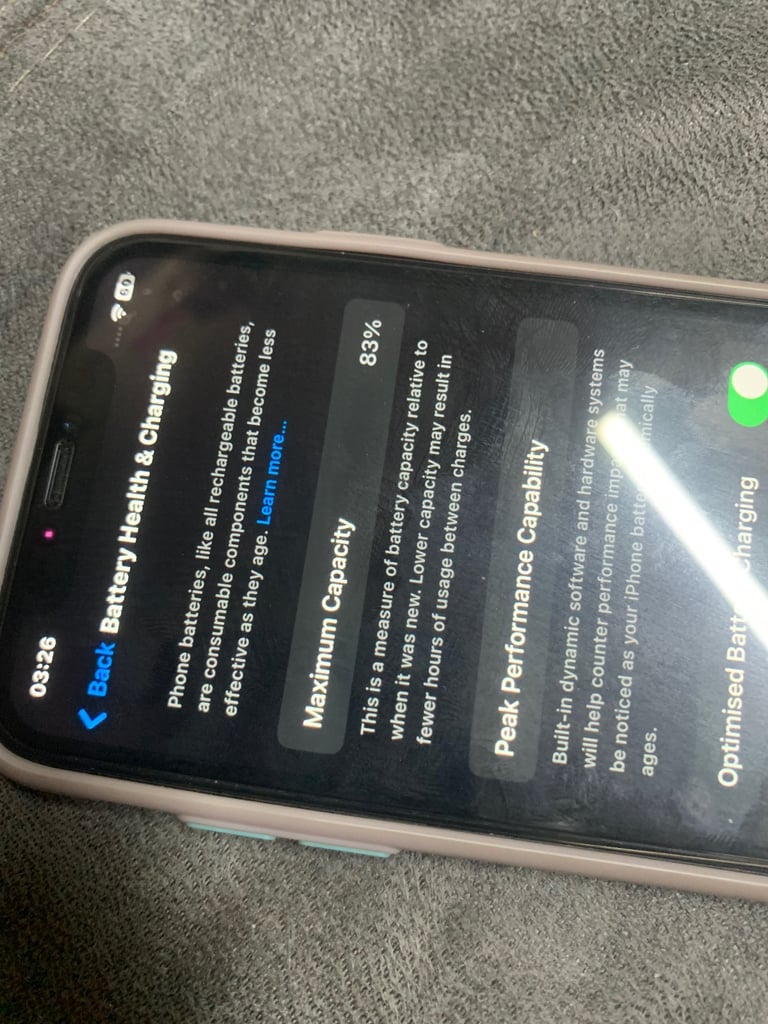 Apple iPhone 11 unlocked 64gb 83% battery health screen is unmarked 