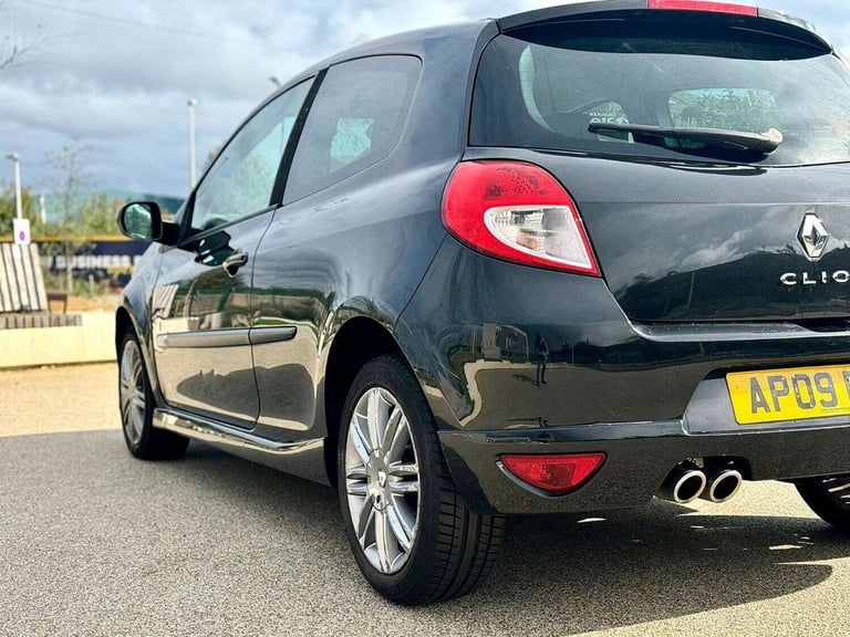 2009 Renault Clio 1.6 VVT 128 GT 3dr HATCHBACK PETROL Manual