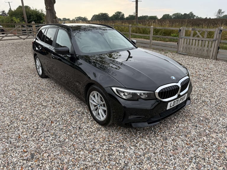 image for 2021 BMW 3 Series 3.0 330d xDrive Sport MHEV Auto 4WD 5dr Estate Hybrid Automatic
