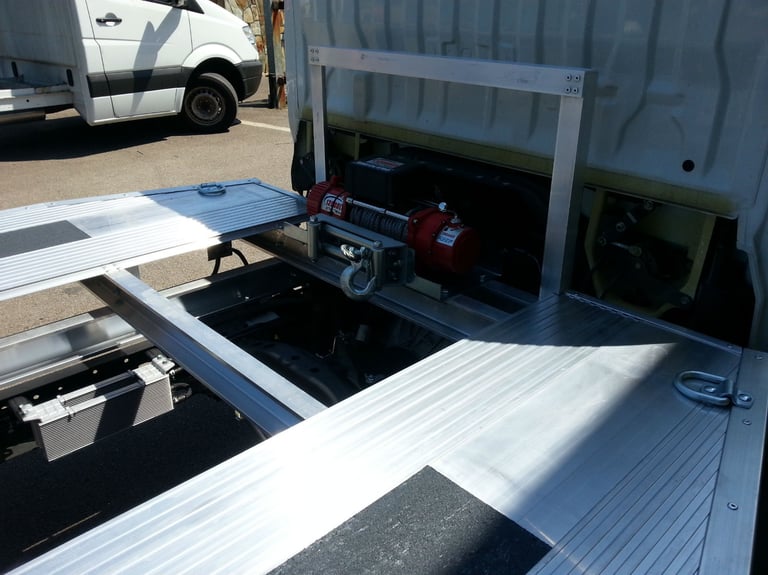 Toyota Dyna Recovery 3.5T Truck Aluminium Body 