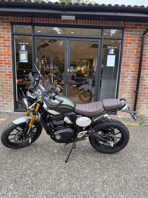 2025 TRIUMPH Scrambler 400 X