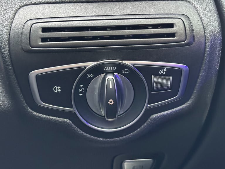 2022 Mercedes-Benz GLC GLC 300d 4Matic AMG Line Premium Pls 5dr 9G-Tronic ESTATE Diesel Automatic