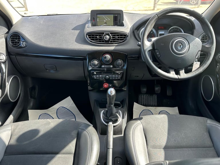 2012 Renault Clio 1.2 Dynamique TomTom Euro 5 3dr HATCHBACK Petrol Manual