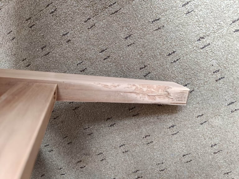 4 Wooden Chairs