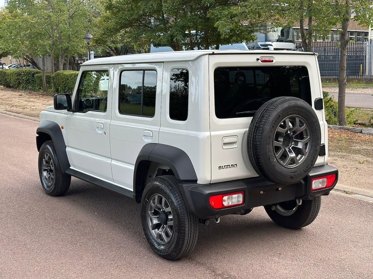  Suzuki Jimny SIERRA 4WD JC 1.5 4WD AUTO Euro 6 5dr Petrol Automatic