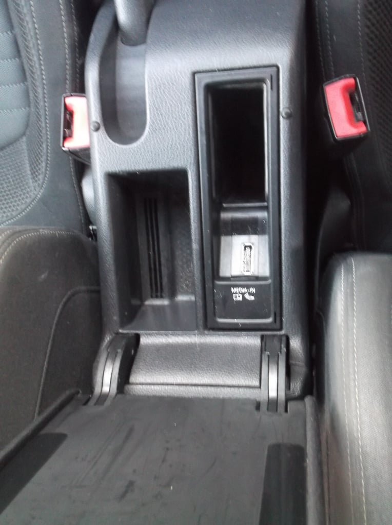 2012 Volkswagen Scirocco 2.0 TDi BlueMotion Tech 3dr [Nav] COUPE Diesel Manual