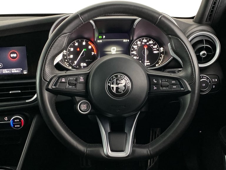 2022 Alfa Romeo Giulia 2.0 TB Sprint 4dr Auto SALOON PETROL Automatic