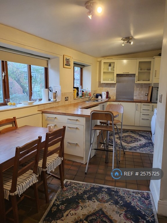 3 bedroom house in Matthew Bank, Jesmond, Newcastle Upon Tyne, NE2 (3 bed) (#2575725)