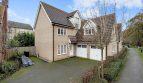 image for Stunning 6-Bedroom Detached House to Rent – Olive Grove, Chigwell IG7