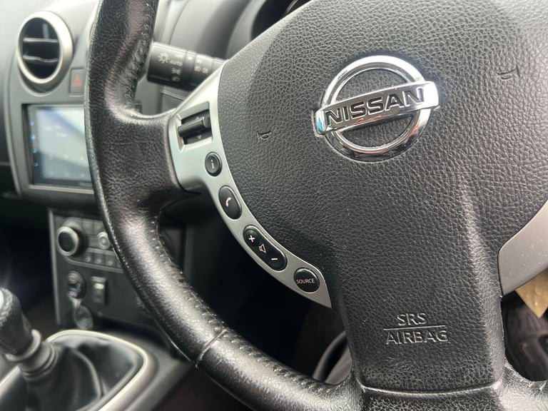 2011 Nissan Qashqai 1.5 dCi Acenta 2WD Euro 5 5dr HATCHBACK Diesel Manual