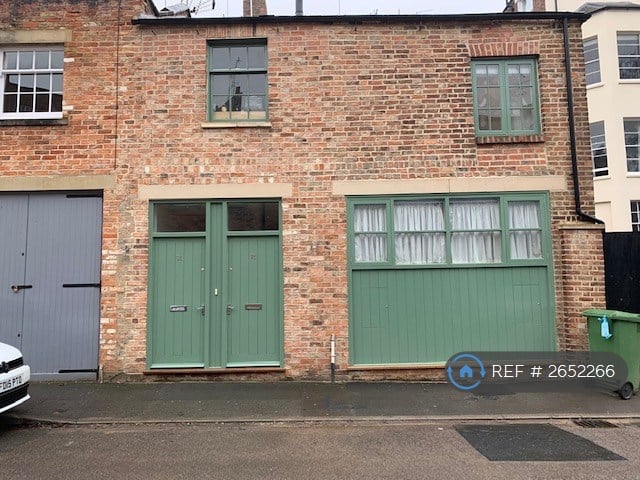 1 bedroom flat in Lansdown Place Lane, Cheltenham, GL50 (1 bed) (#2652266)