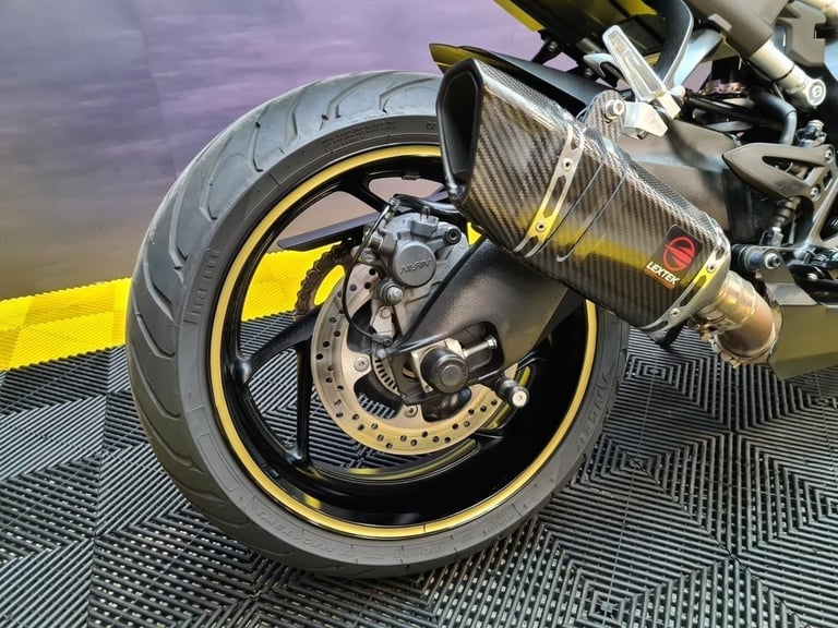 SUZUKI GSX-S 1000, 2022 low miles re-mappped