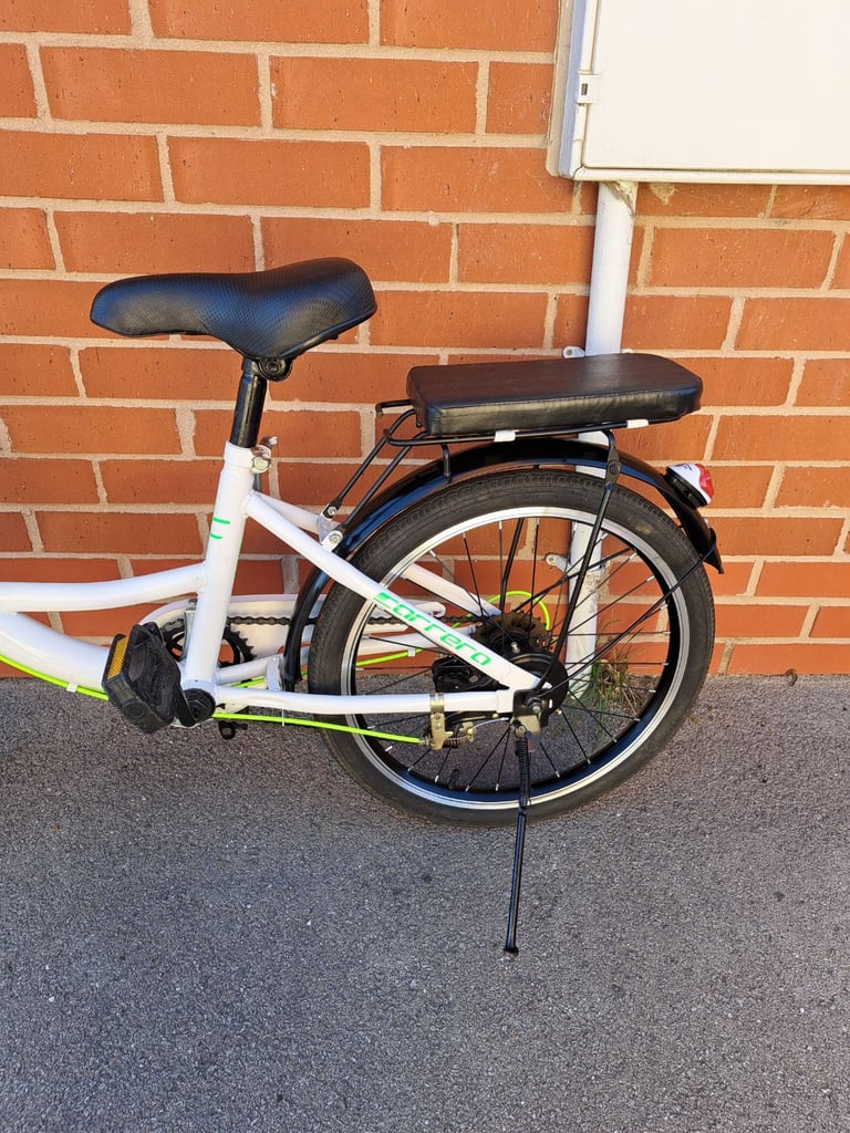 Ladies or kids small shopper bike brilliant condition ideal for birthday present 