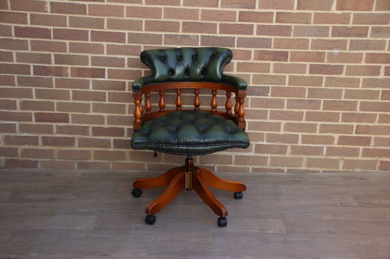 image for Captains Chair (UK Delivery)