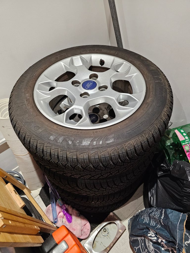 15&quot; Winter tyres and wheels 