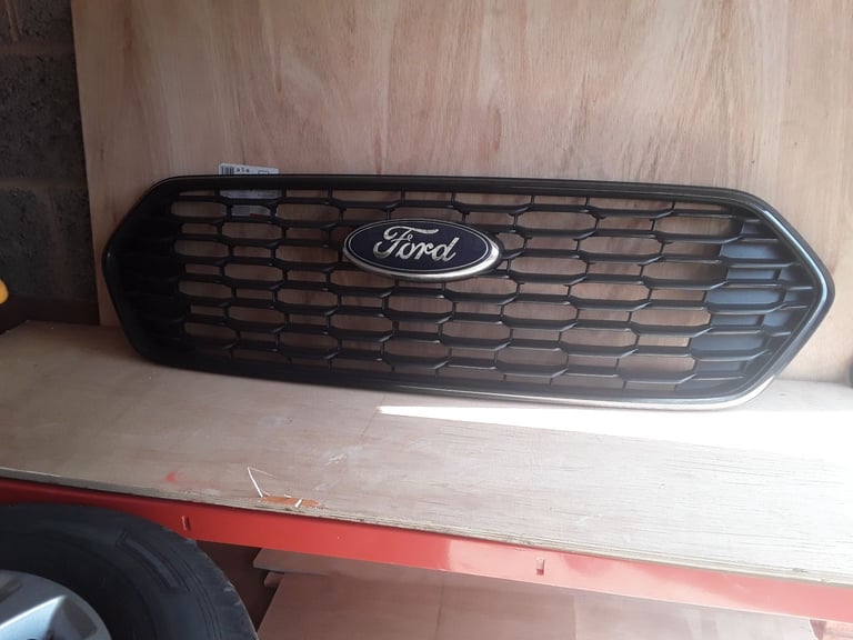 2 no Front Grilles. Ford Transit custom Active 2022 and 2021 Limited 