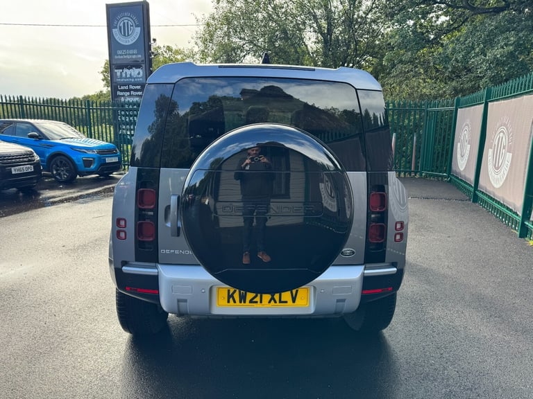 2021 Land Rover Defender 2.0 P300 HSE 90 3dr Auto [6 Seat] Estate Petrol Automatic