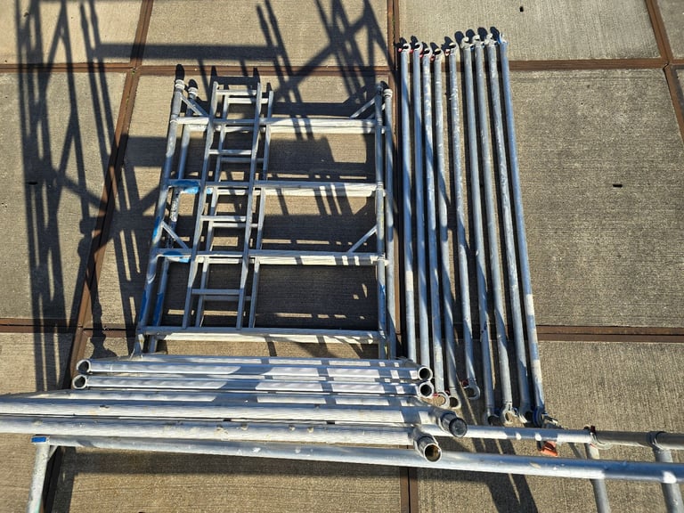 Boss aliminumin scaffold tower