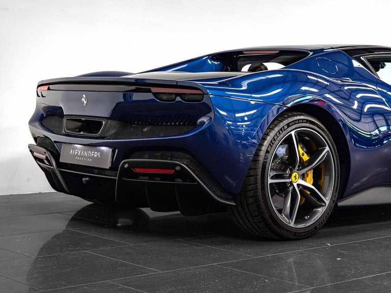 2025 Ferrari 296 GTB 3.0T V6 7.45kWh F1 DCT Euro 6 (s/s) 2dr COUPE Petrol/Electric Hybrid Automatic