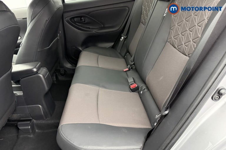 2023 Toyota Yaris Cross 1.5 Hybrid Excel 5dr CVT Estate Hybrid Automatic