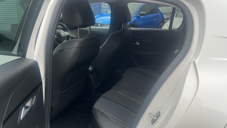 2020 Peugeot 208 1.2 PureTech 100 Allure 5dr Petrol Hatchback Hatchback Petrol Manual