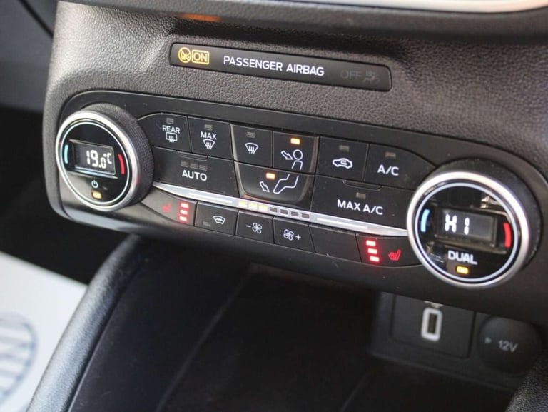 2019 Ford Focus 1.5 Titanium ESTATE Estate Petrol Manual