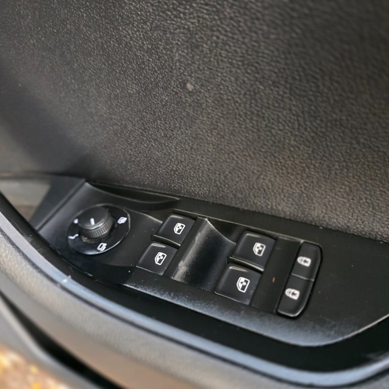 2019 Skoda Superb 1.6 TDI CR SE Technology 5dr DSG ESTATE Diesel Automatic