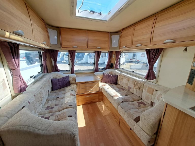 2012 Bailey Unicorn Barcelona