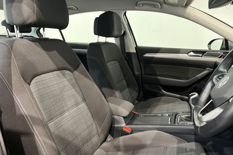 2022 22 VOLKSWAGEN PASSAT 2.0 TDI EVO SE NAV SALOON 4DR DIESEL MANUAL EURO 6 (S/