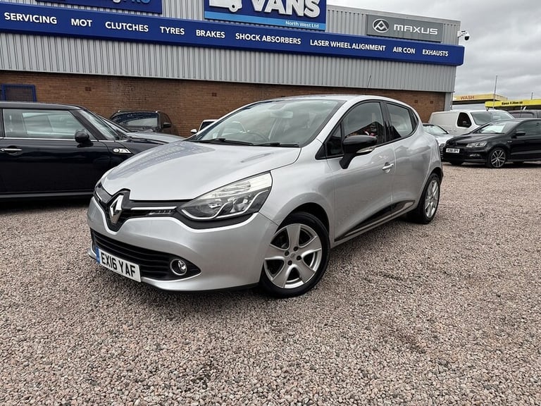image for 2016 Renault Clio dCi Dynamique Nav Hatchback Diesel Manual