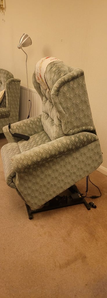  CELEBRITY WOBURN 3 piece suite 