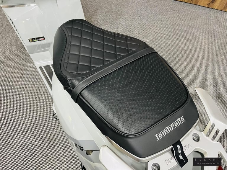 2025 Lambretta X 300 300 Scooter Petrol Automatic Euro 5 (25 ps) Scooter Petrol Automatic