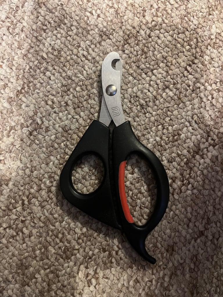 Pet nail clippers