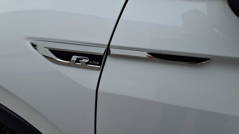 2020 Volkswagen Tiguan 2.0 TDi 150 R-Line Tech 5dr DSG Estate Diesel Automatic