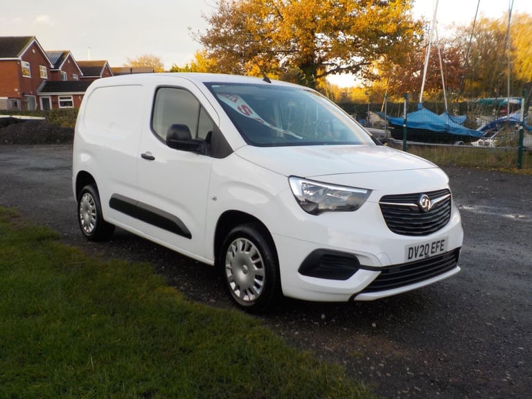 2020 Vauxhall Combo 1.6 Turbo D 2300 Sportive L1 H1 Euro 6 (s/s) 4dr PANEL VAN Diesel Manual