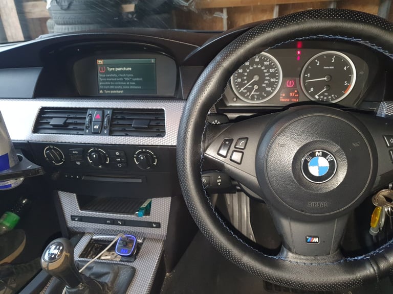 BMW, 5 SERIES, Saloon, 2005, Manual, 2497 (cc), 4 doors