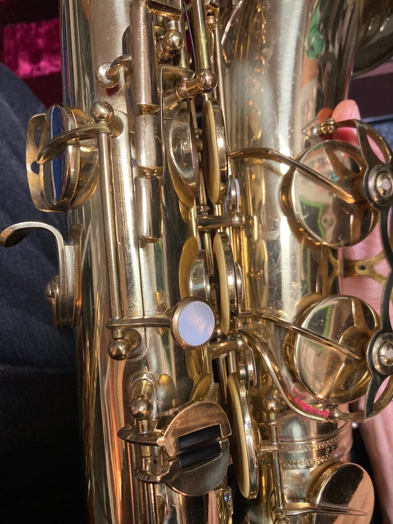 Tenor sax Mark VI copy, plays great !