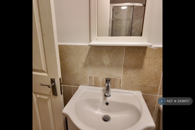 1 bedroom in Gloucester Road, Croydon, CR0 (#2438157)