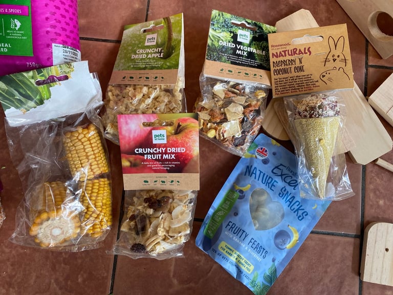 Hamster cage with accessories