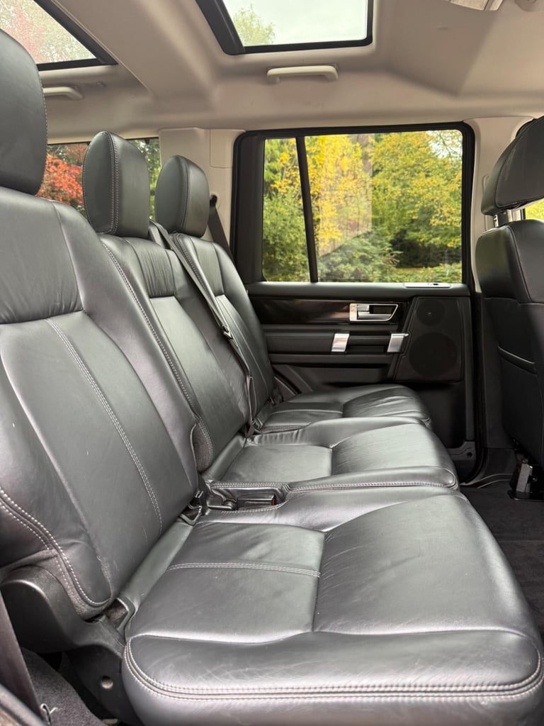 2016 Land Rover Discovery 4 3.0 SD V6 HSE SUV 5dr Diesel Auto 4WD Euro 6 (s/s) (256 bhp) ESTATE D...