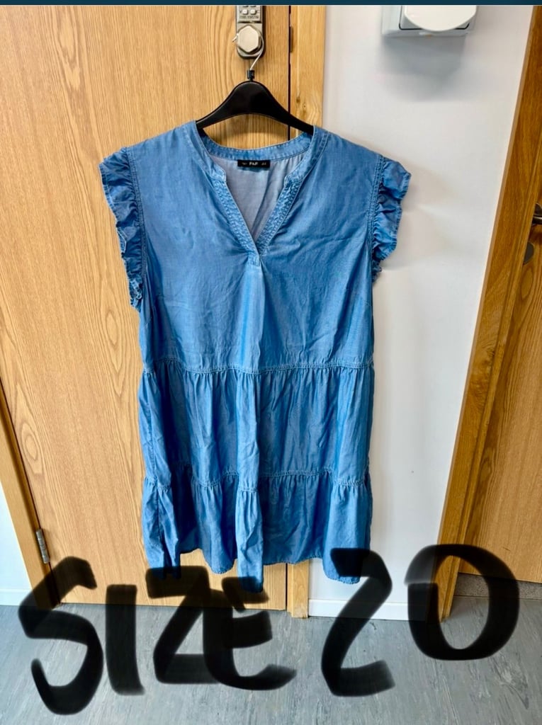 Ladies Clothing size 20/XL