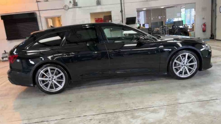 2022 Audi A6 Avant 2.0 TDI 40 Black Edition Estate 5dr Diesel S Tronic quattro Euro 6 (s/s) (2 Es...