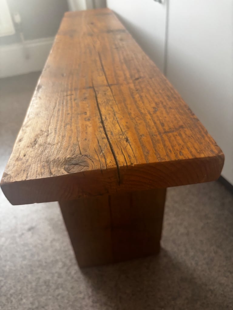 Gorgeous wooden bench 